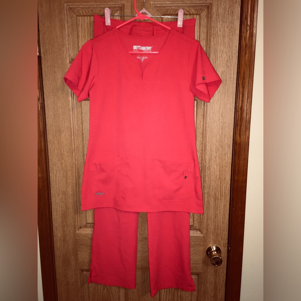 Grey’s Anatomy scrub set